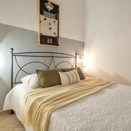 Nyaraló Francesca By Interhome Vignola Mare