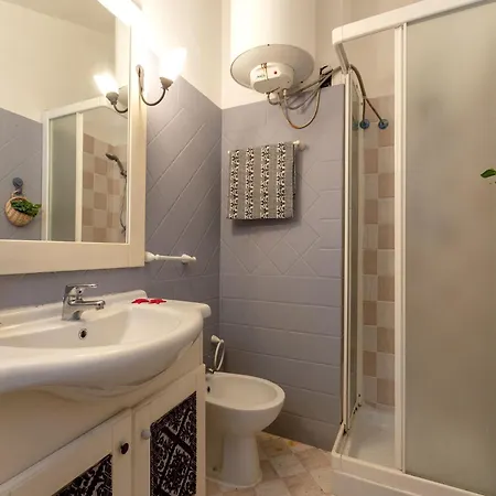 Francesca By Interhome Vignola Mare